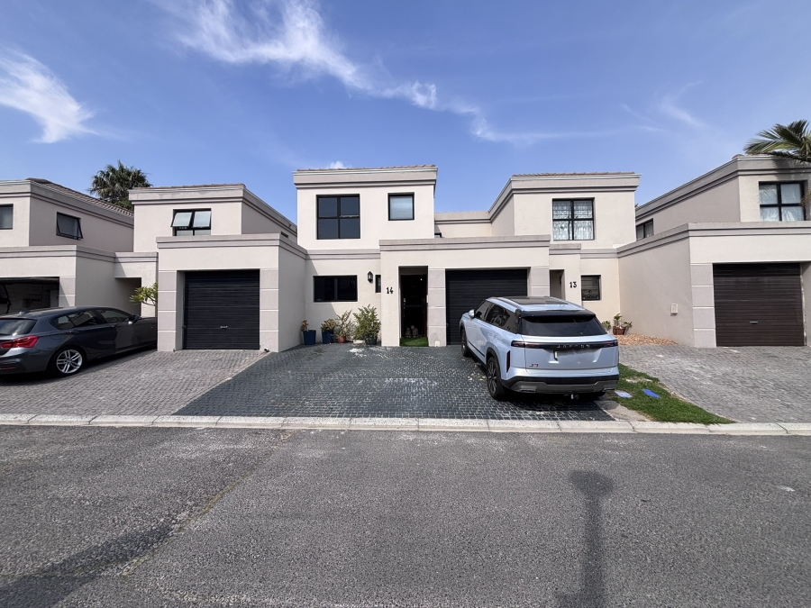 To Let 2 Bedroom Property for Rent in Parklands Western Cape